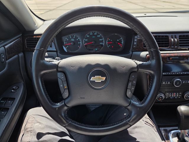 Used 2014 Chevrolet Impala LTZ FWD image 17