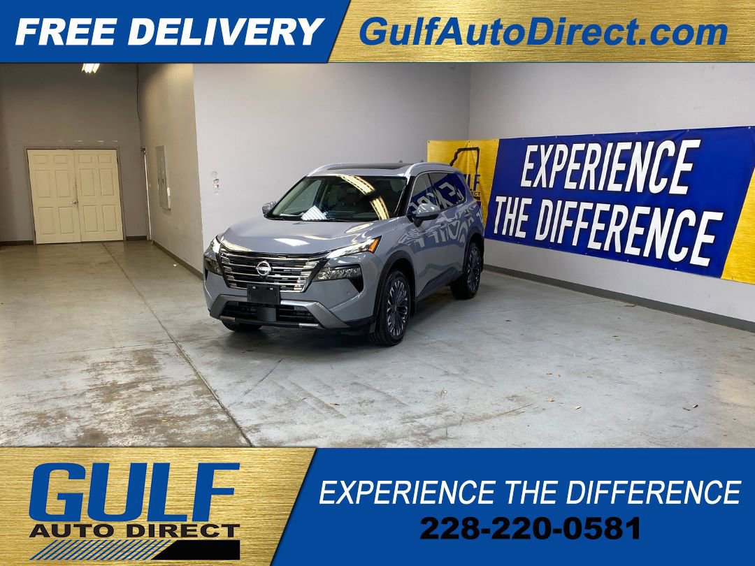 Used 2025 Nissan Rogue SL w/ Tech Package image 4