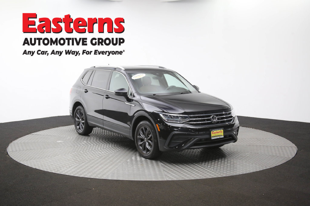 Used 2023 Volkswagen Tiguan SE AWD/4WD image 51
