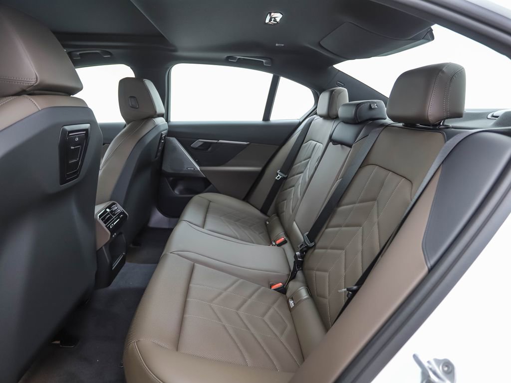 Certified 2025 BMW 530i xDrive w/ Premium Package image 21