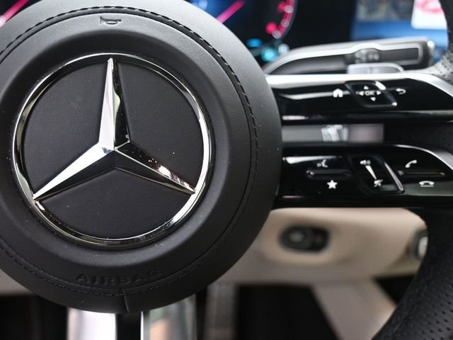 Used 2025 Mercedes-Benz GLS 450 4MATIC image 14