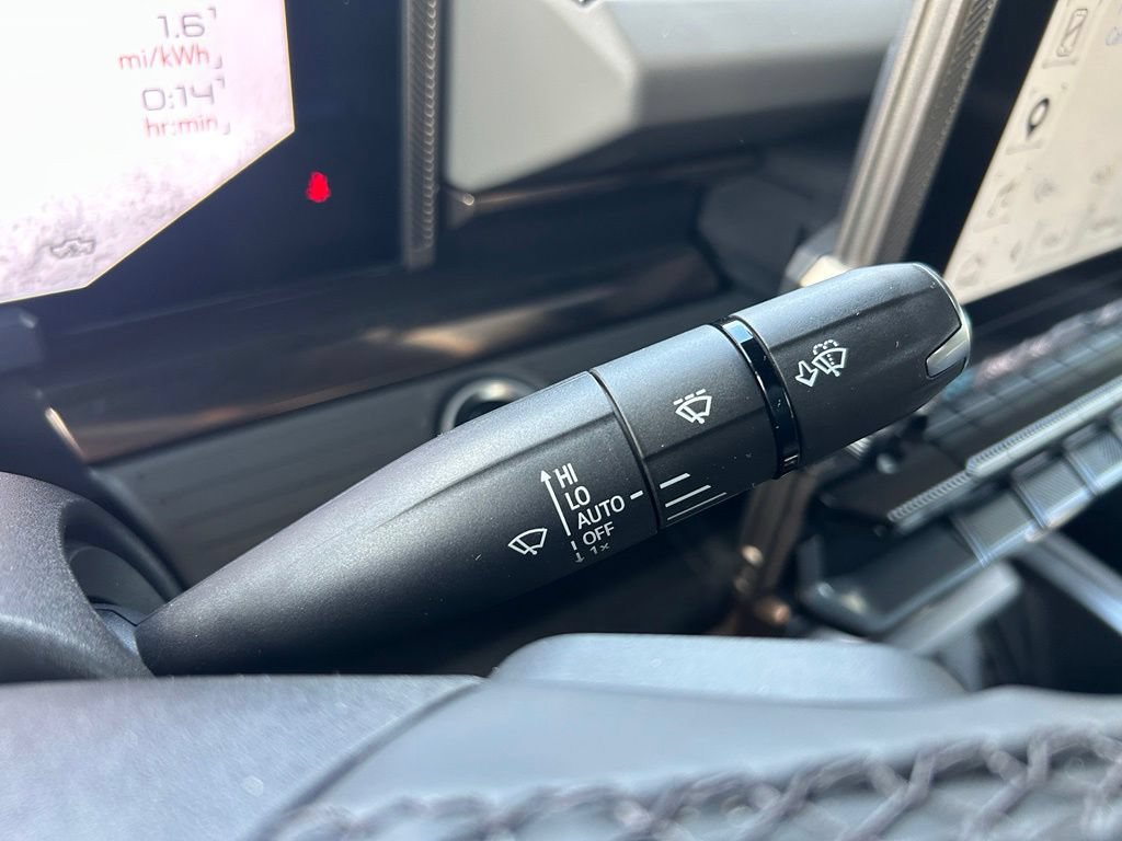 Used 2025 GMC Hummer EV 3X AWD/4WD image 59
