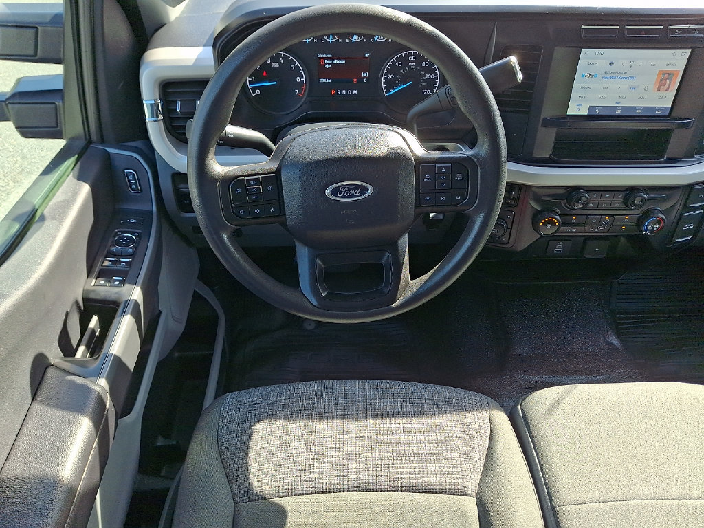 Used 2024 Ford F250 XLT w/ FX4 Off-Road Package AWD/4WD image 12