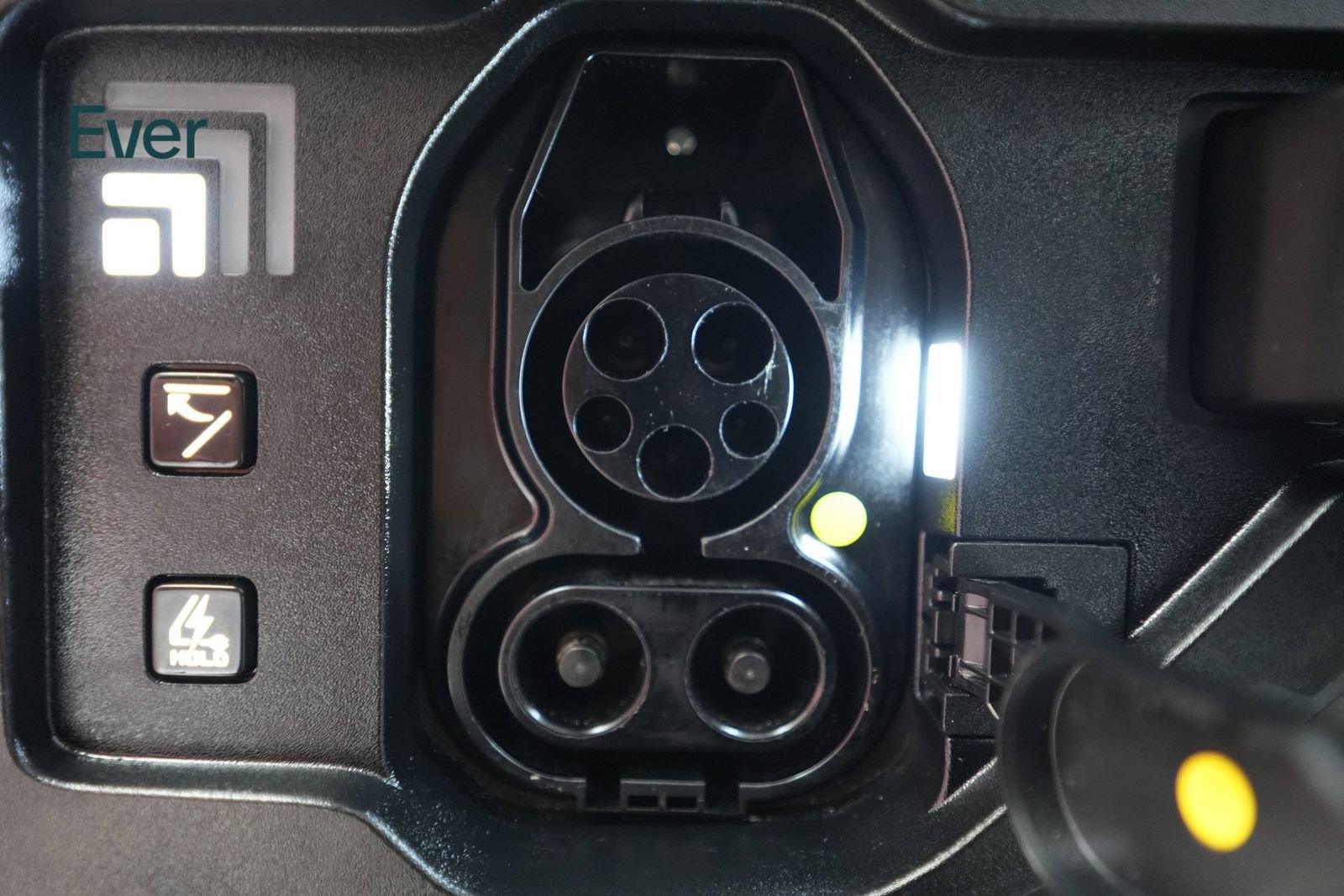 Used 2024 Kia EV9 Light Long Range RWD image 10