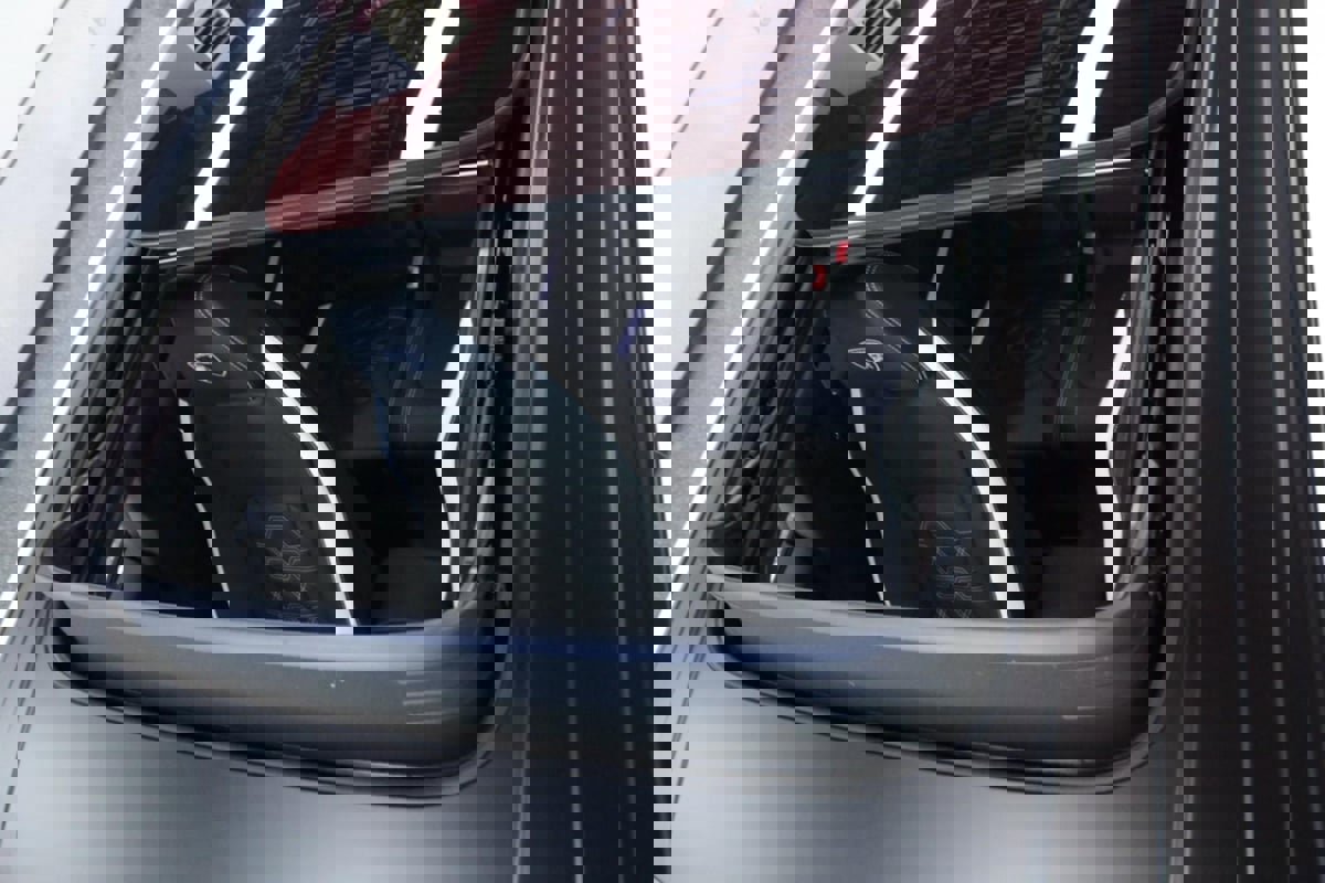 Used 2025 Lamborghini Urus SE image 20