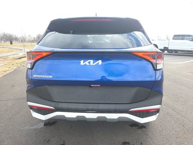 Used 2025 Kia Sportage EX image 8