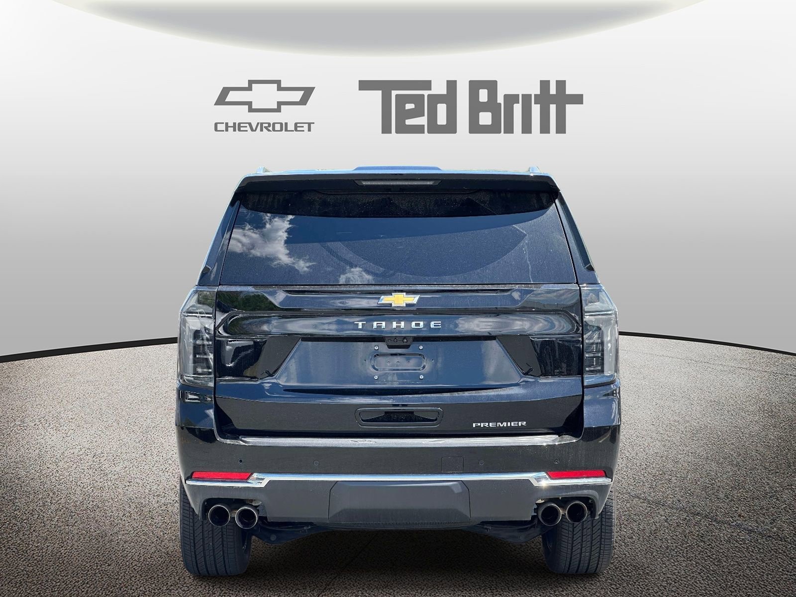 Used 2025 Chevrolet Tahoe Premier AWD/4WD image 5