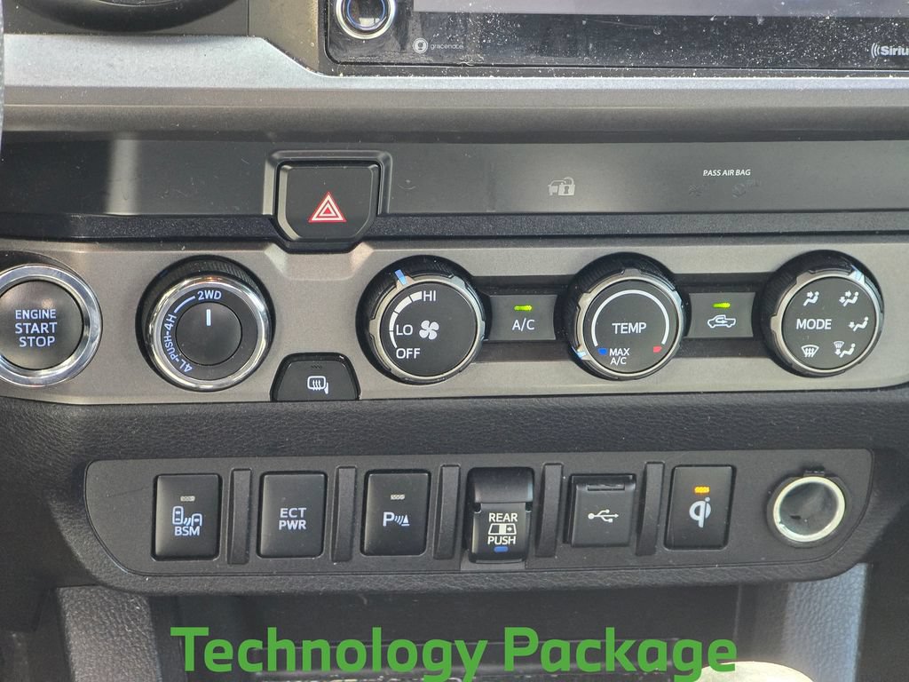 Used 2020 Toyota Tacoma TRD Off-Road w/ Technology Package AWD/4WD image 20