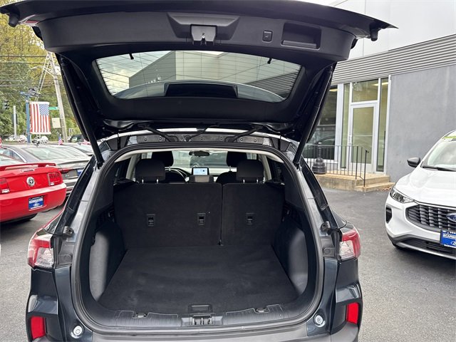 Used 2022 Ford Escape SE w/ Convenience Package image 30