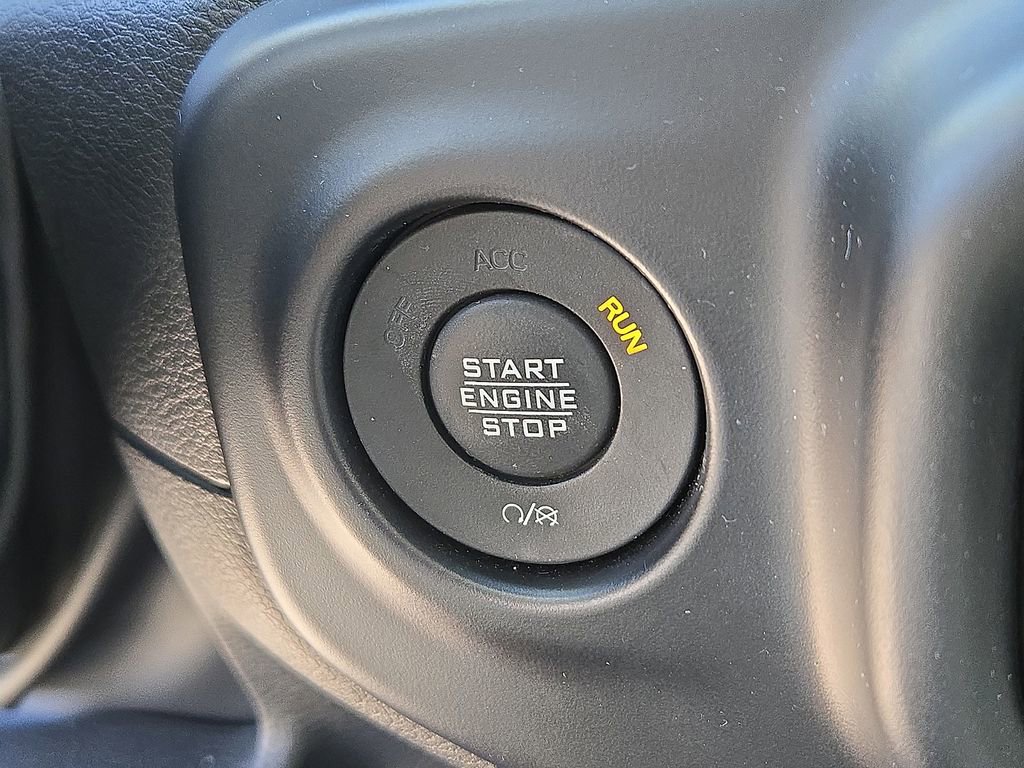 Used 2022 Jeep Wrangler Unlimited Sport image 24