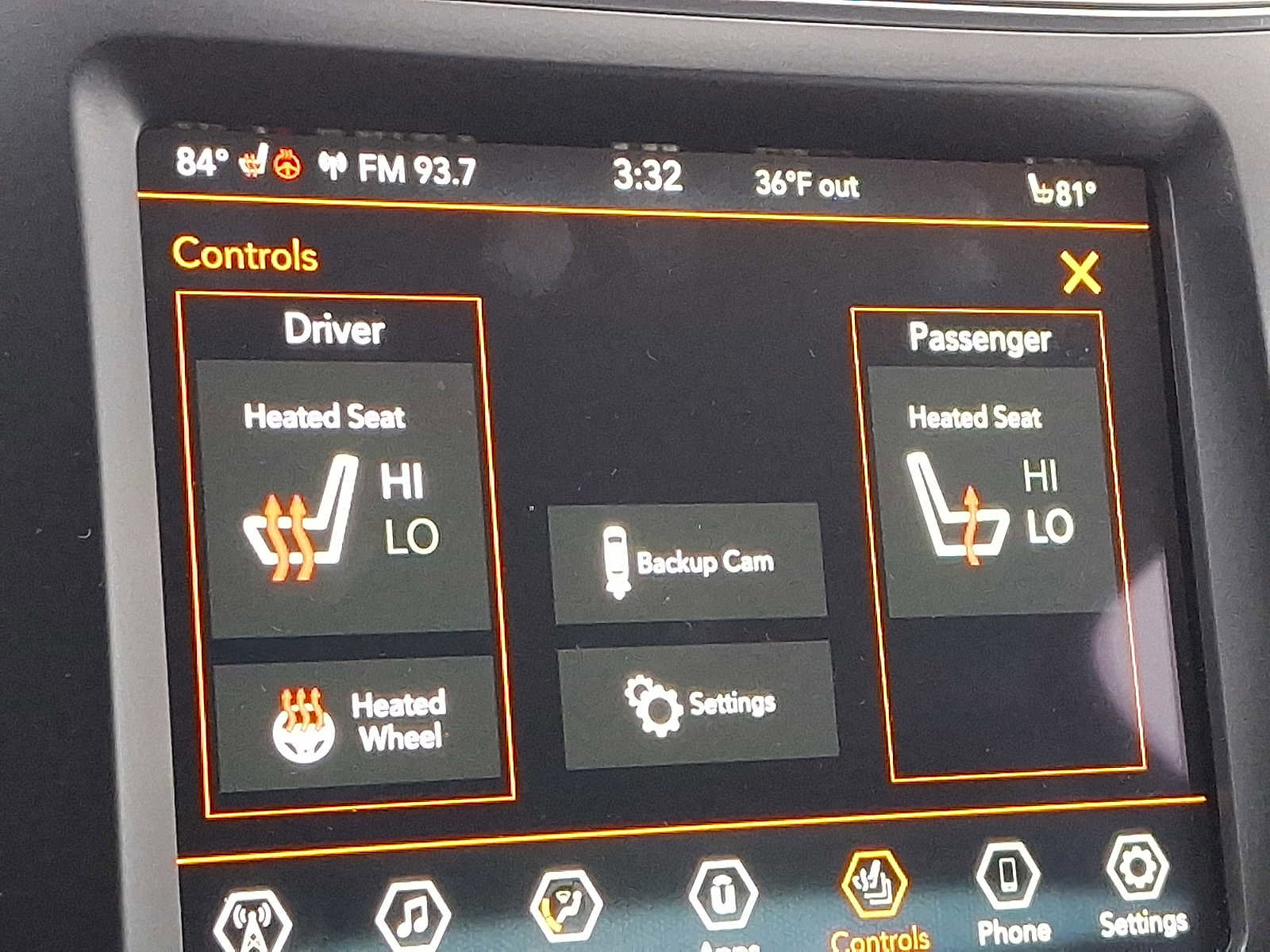 Used 2021 Jeep Cherokee Latitude Lux w/ Comfort/Convenience Group image 23