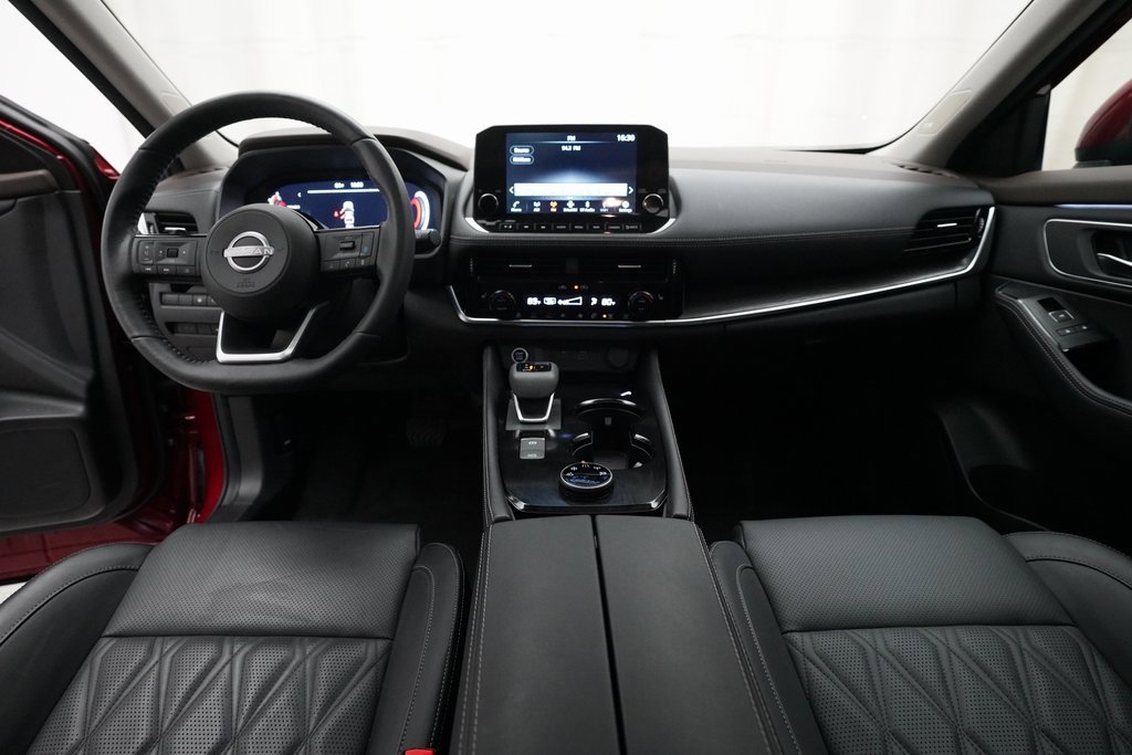 Used 2023 Nissan Rogue Platinum w/ Platinum Premium Package image 5