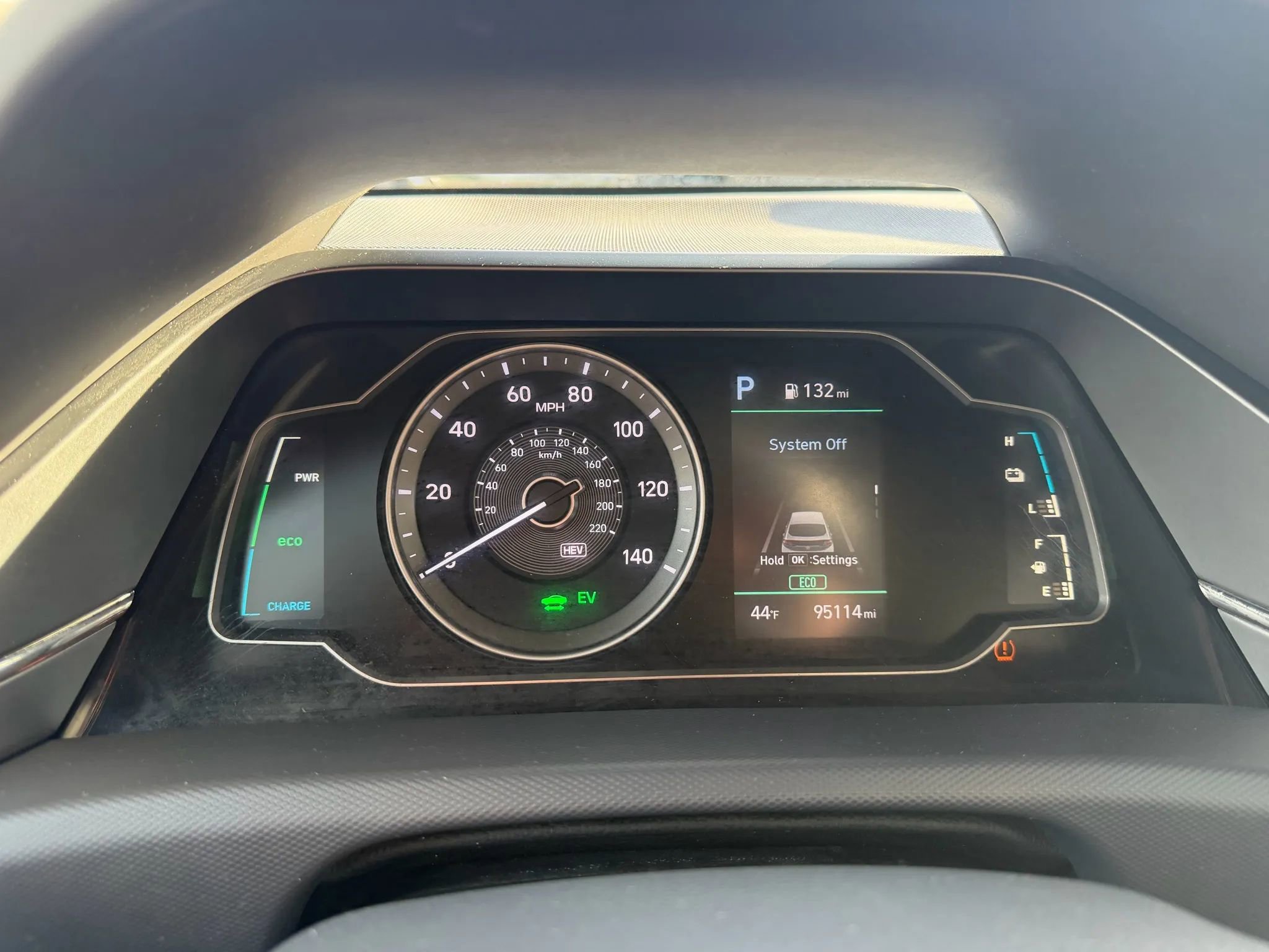 Used 2021 Hyundai Ioniq SE image 30