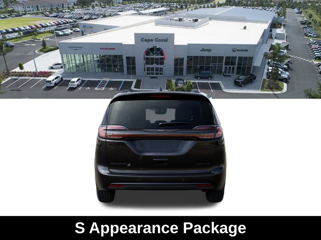 New 2026 Chrysler Pacifica Limited w/ S Appearance Package image 8