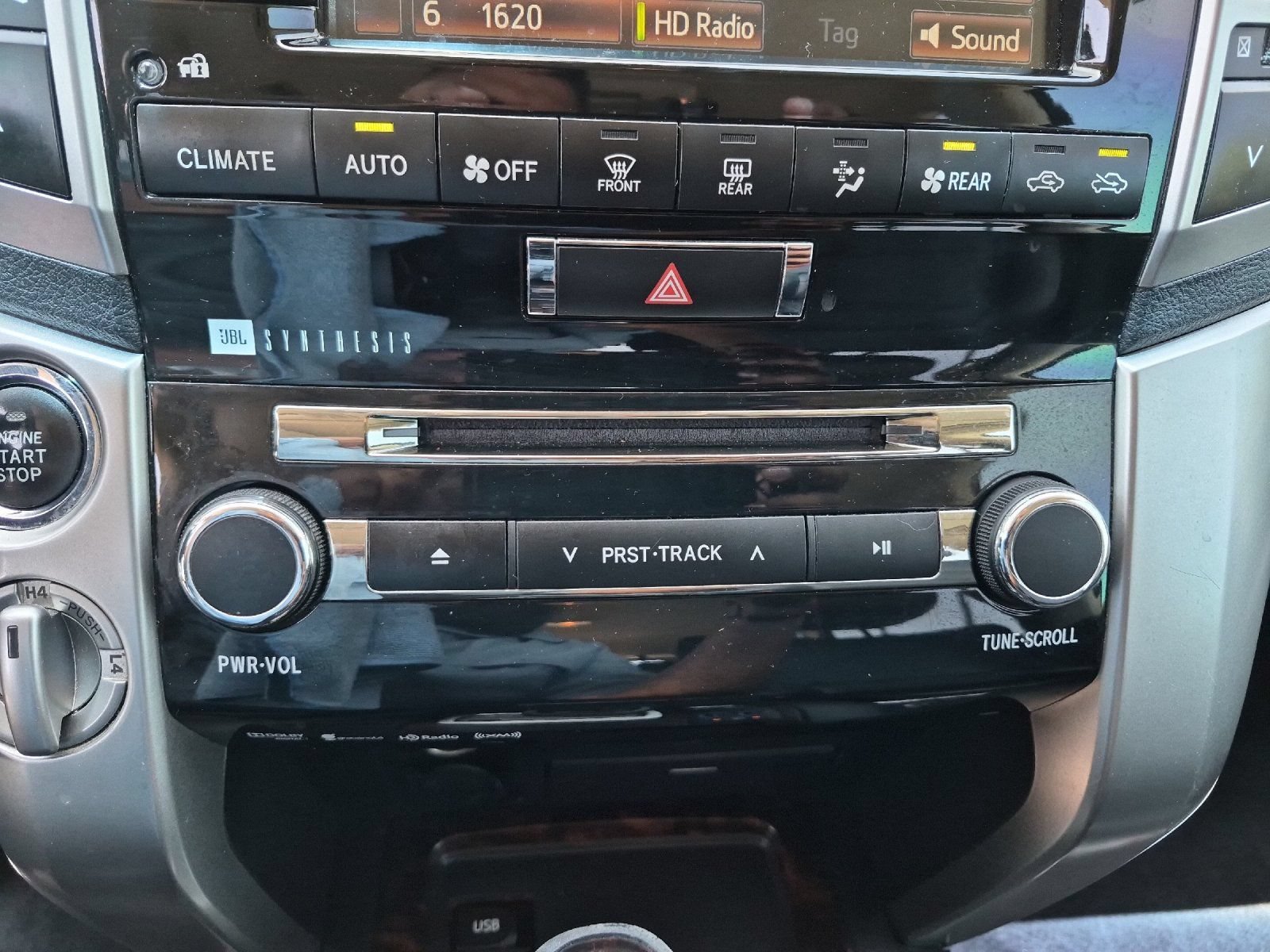 Used 2015 Toyota Land Cruiser AWD/4WD image 22