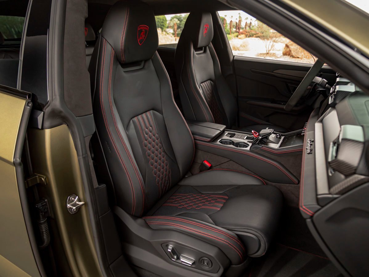 Used 2025 Lamborghini Urus SE image 25