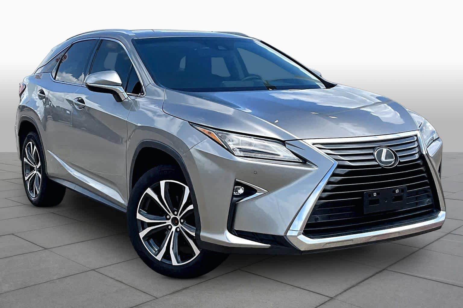 Used 2017 Lexus RX 350 FWD w/ Premium Package image 3