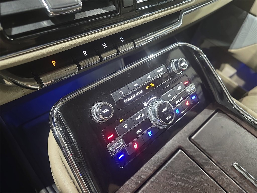 Used 2022 Lincoln Navigator L Reserve image 25