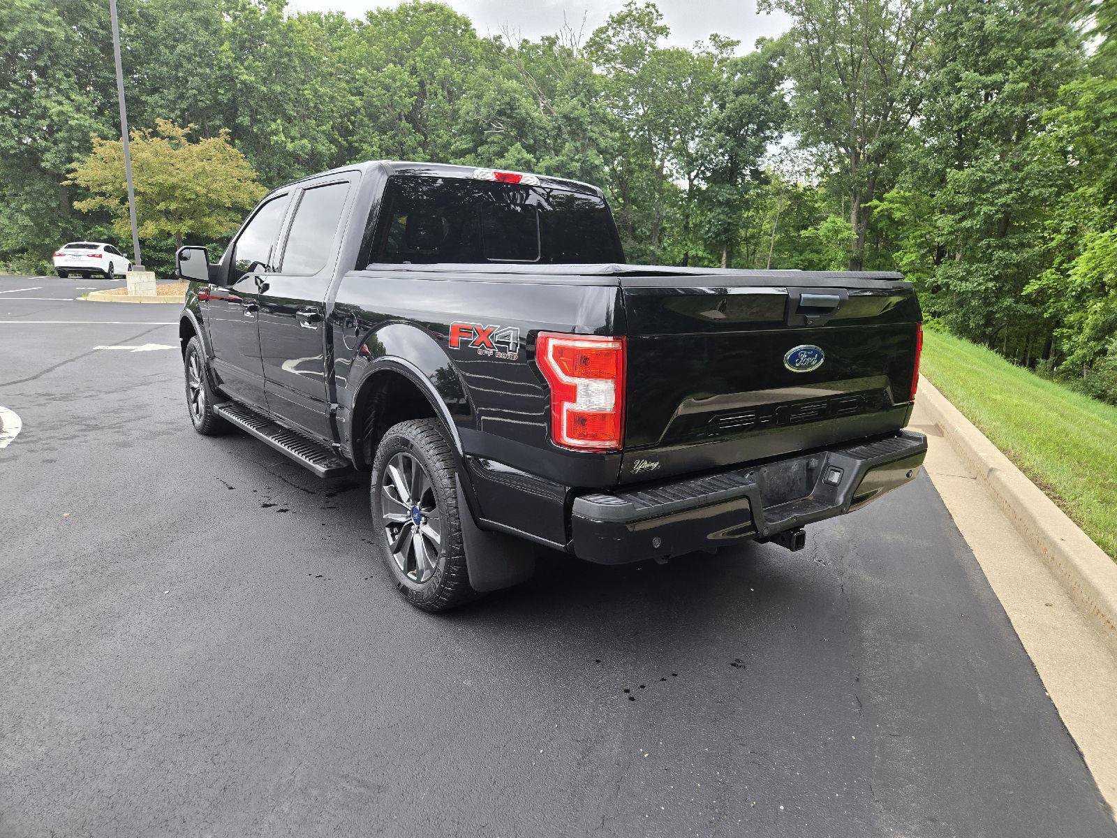 Used 2018 Ford F150 XLT w/ Equipment Group 302A Luxury AWD/4WD image 6