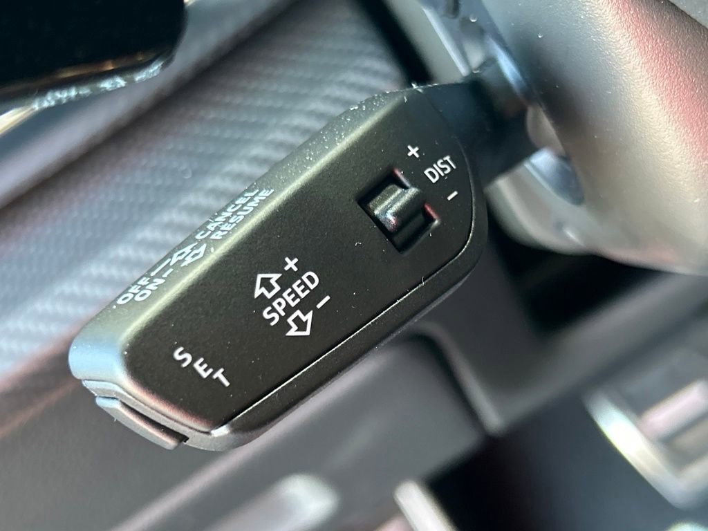 Used 2025 Audi RS Q8 performance image 82