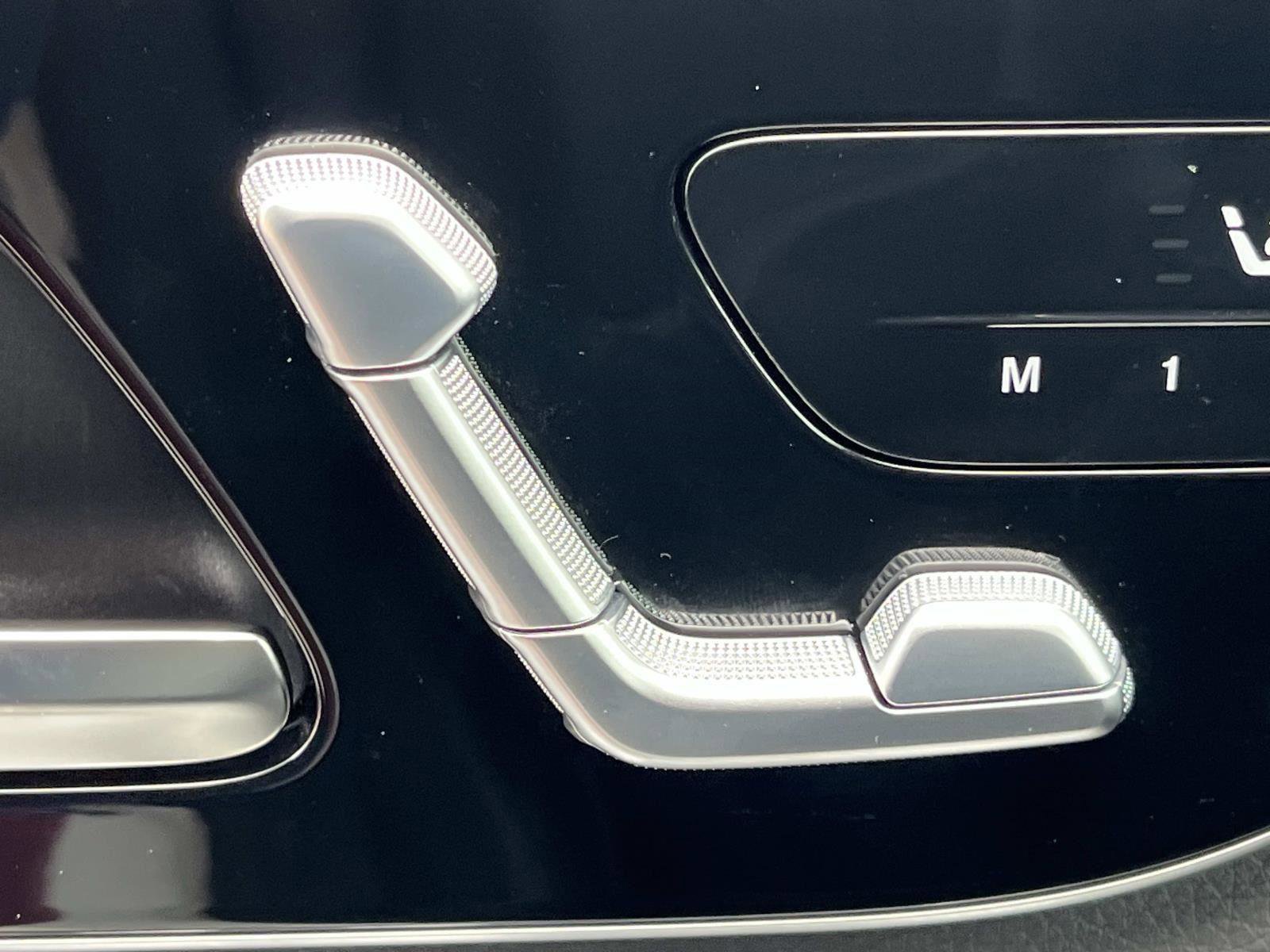 Certified 2025 Mercedes-Benz GLC 300 image 20