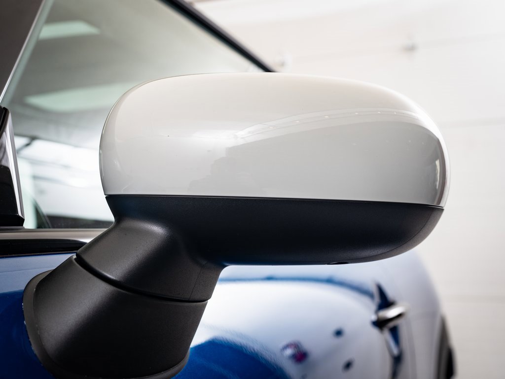 Certified 2025 MINI Cooper 2-Door Hardtop image 16