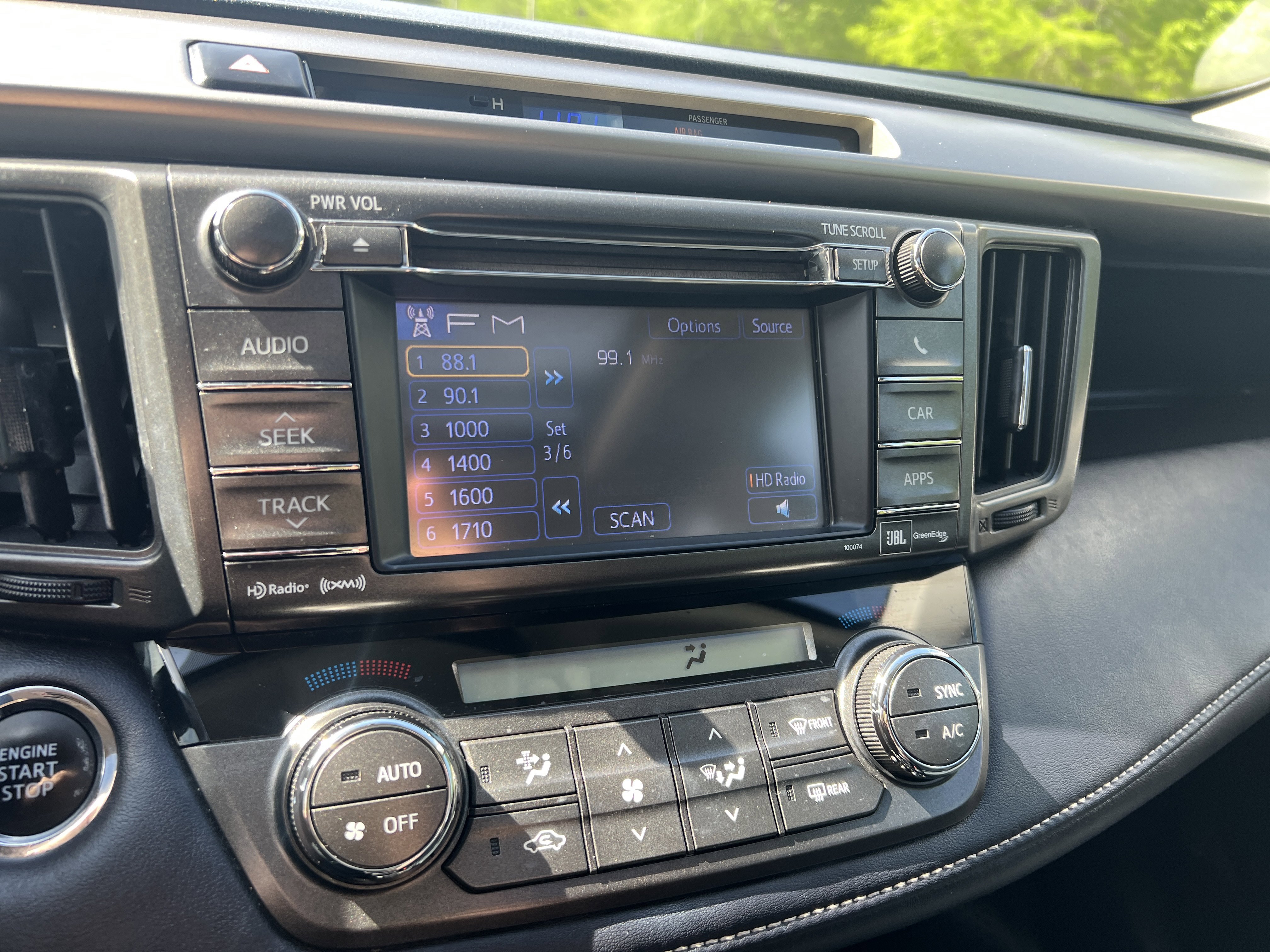 Used 2013 Toyota RAV4 Limited FWD image 20