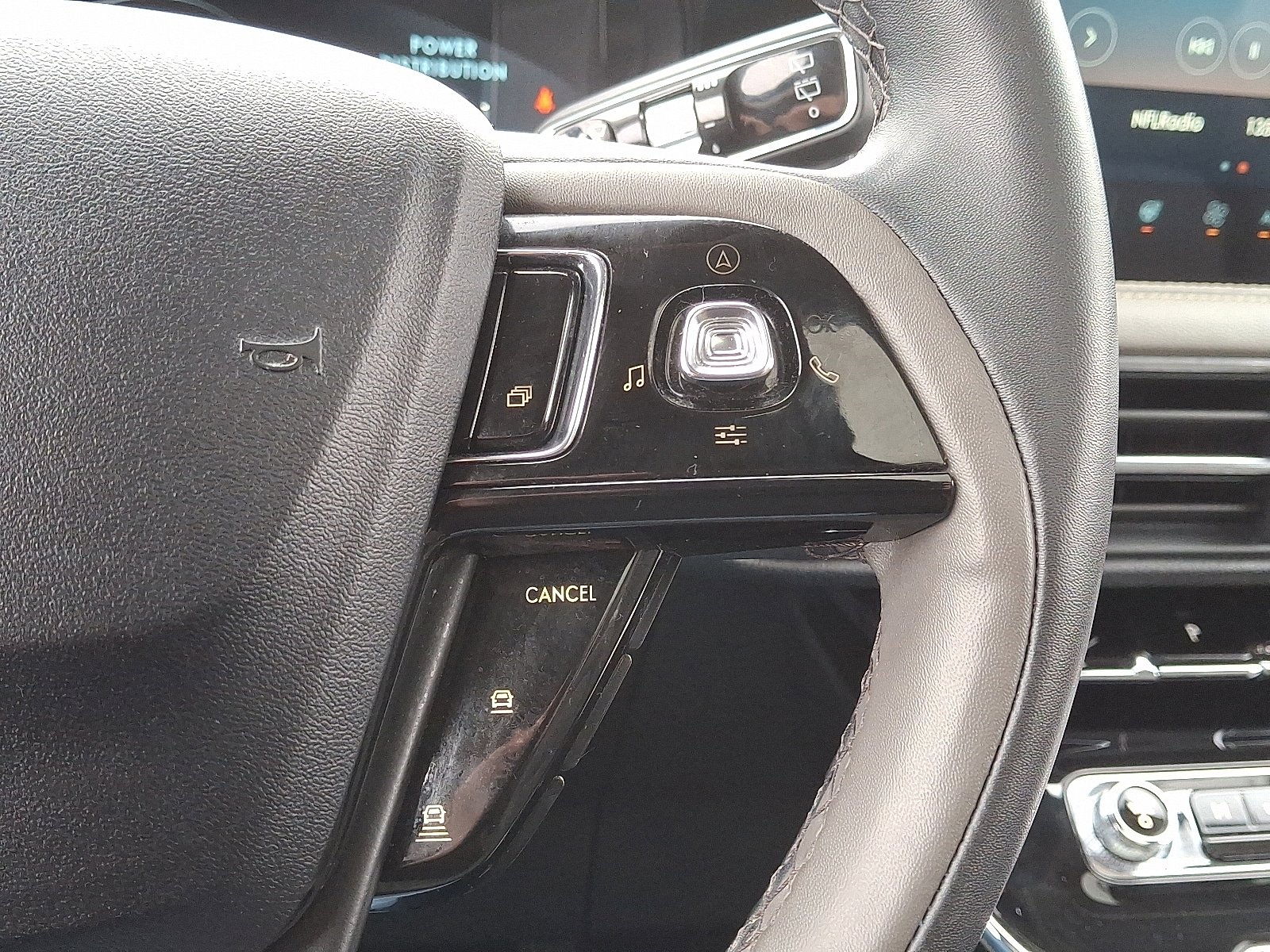 Used 2023 Lincoln Corsair AWD w/ Equipment Group 101A image 24