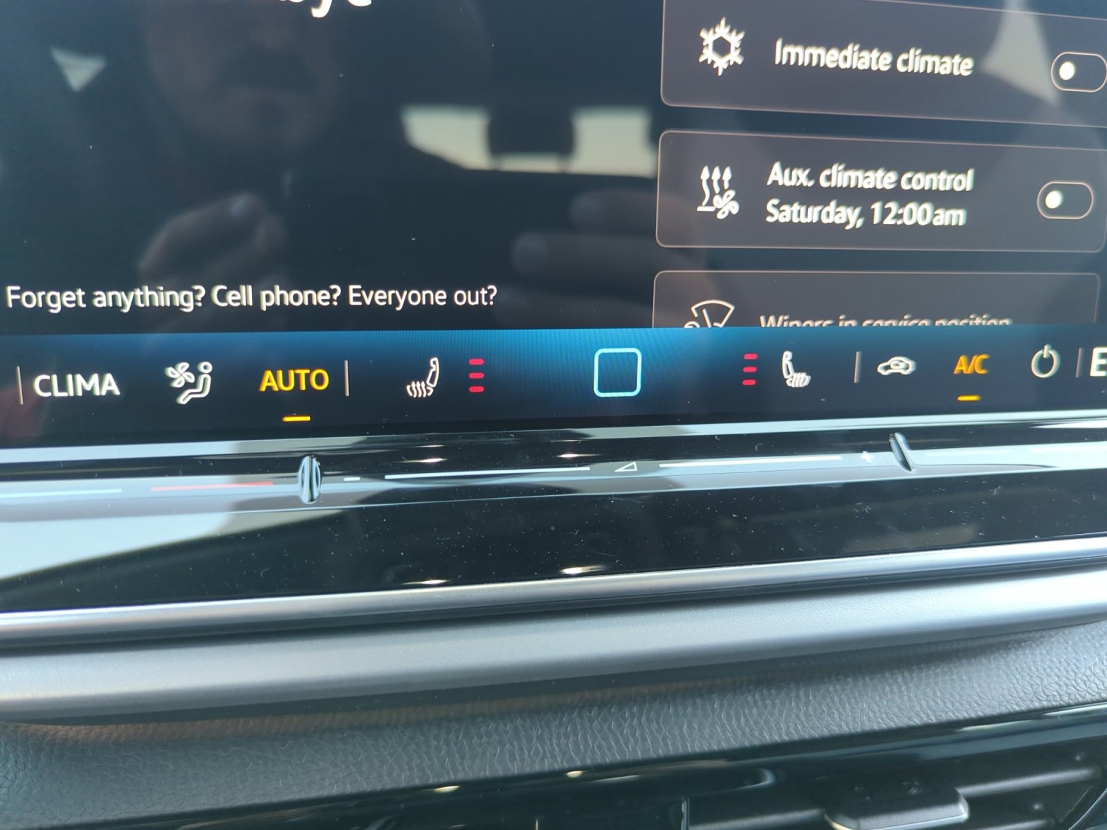 New 2025 Volkswagen ID.4 Pro image 12