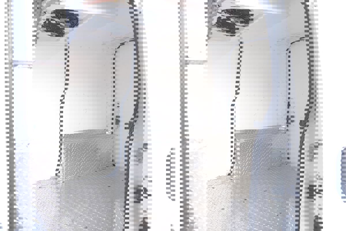 Used 2019 Nissan NV200 SV w/ Navigation Package image 25