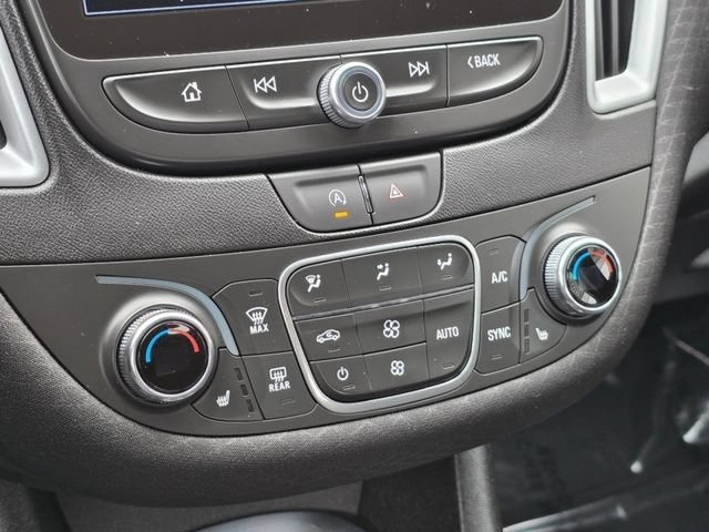 Used 2023 Chevrolet Malibu LT FWD image 29