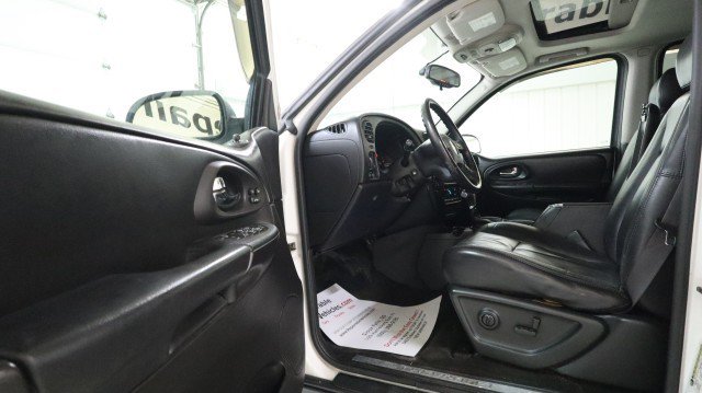 Used 2005 Chevrolet TrailBlazer LT AWD/4WD image 9