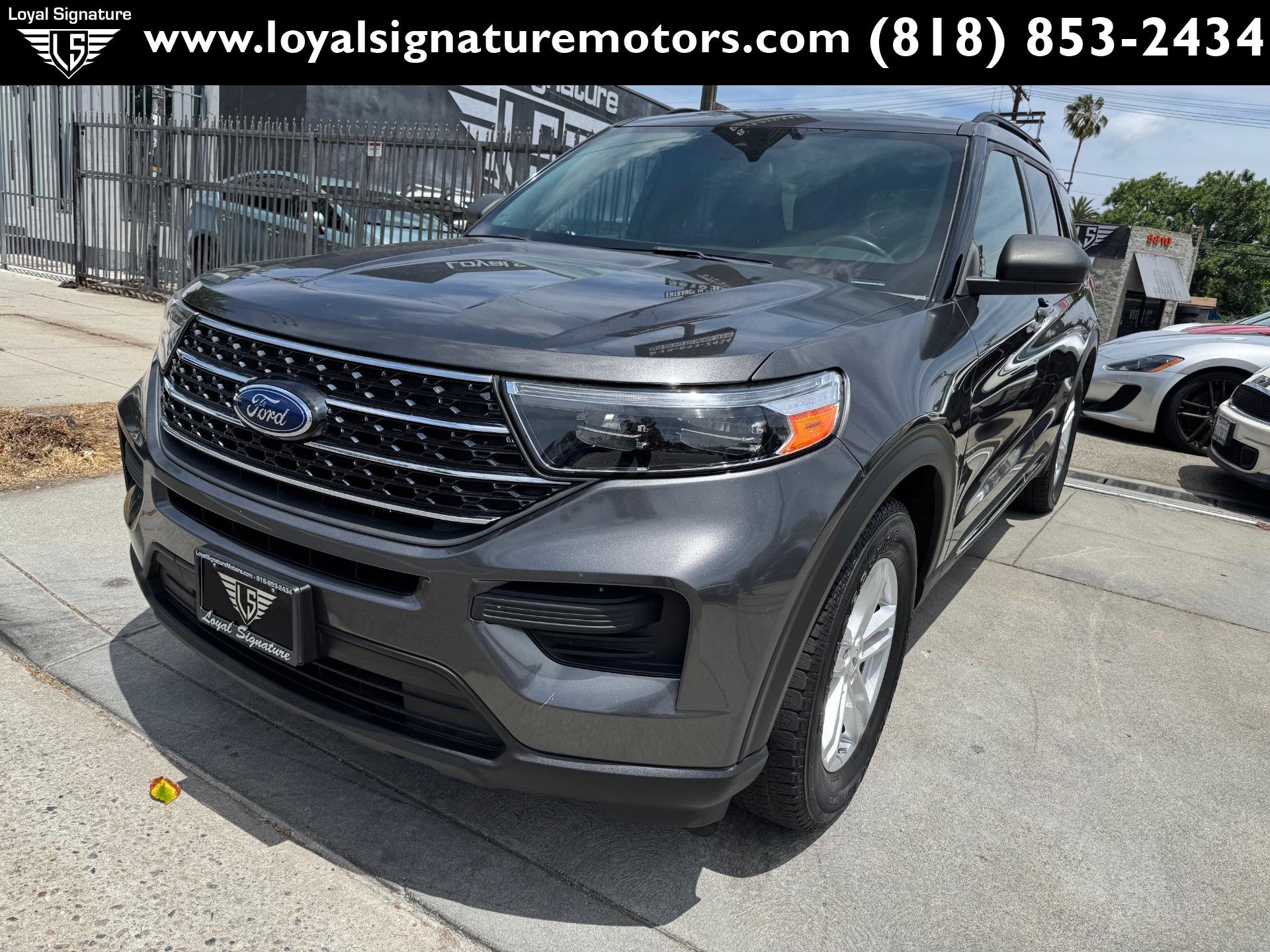 Used 2020 Ford Explorer XLT image 3