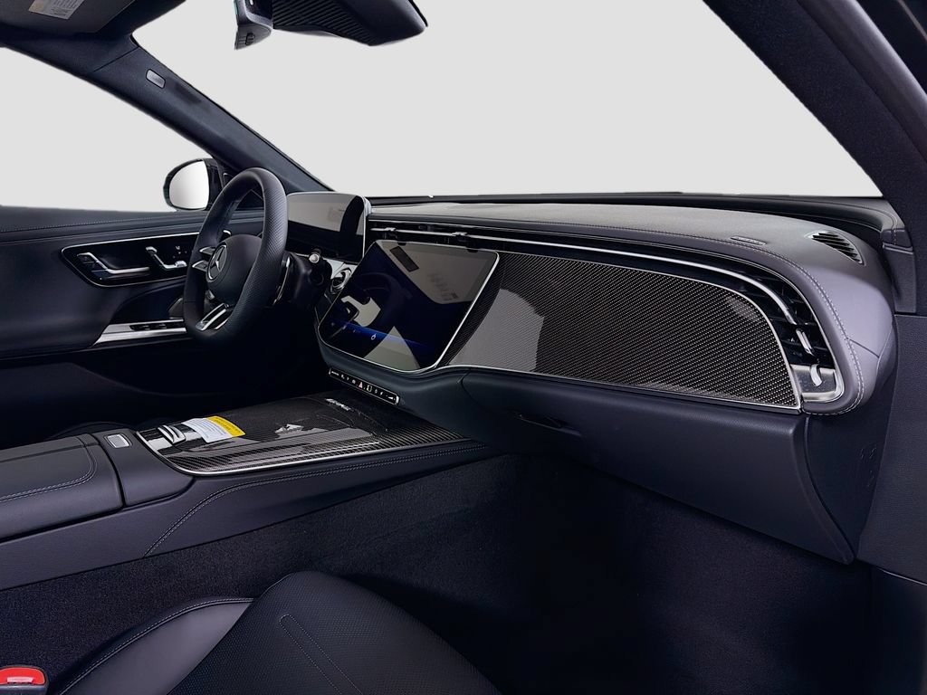 New 2026 Mercedes-Benz E 53 AMG e 4MATIC Sedan image 32