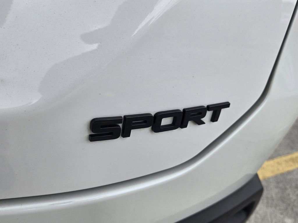 Certified 2025 Honda Pilot Sport image 14