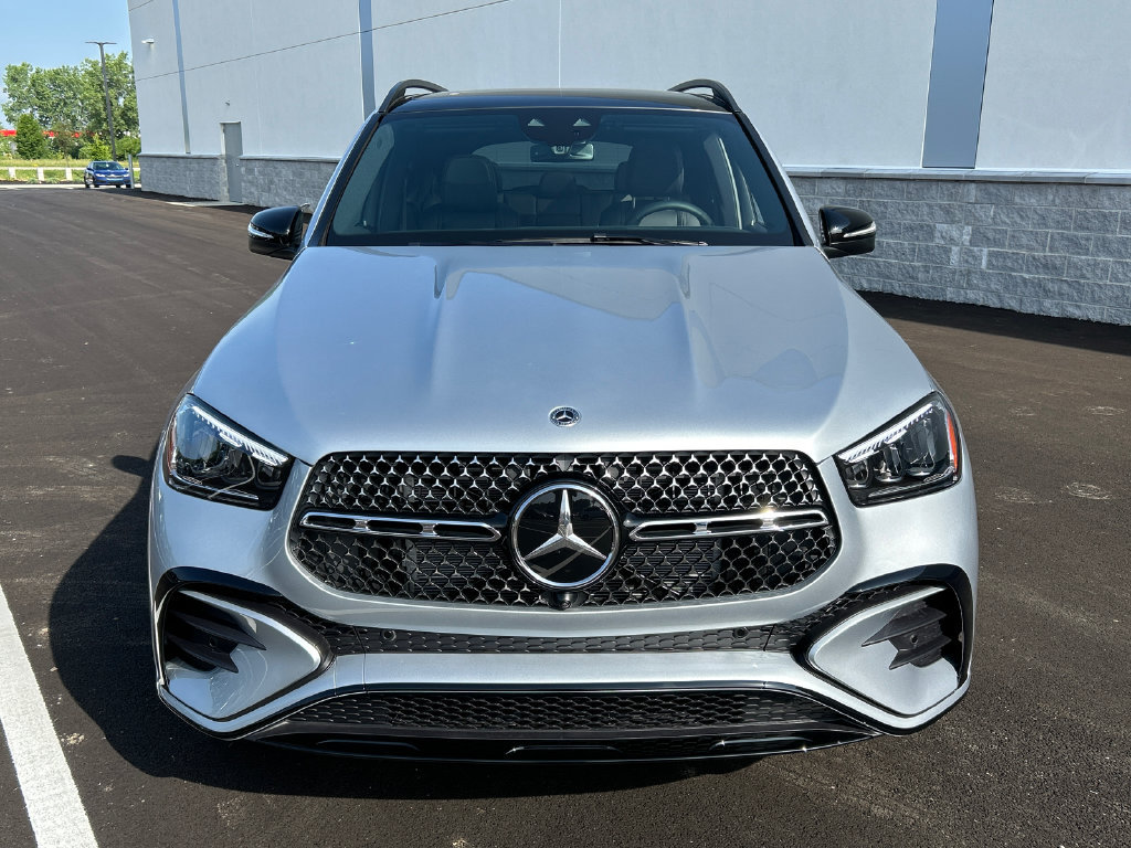 New 2026 Mercedes-Benz GLE 580 4MATIC image 3
