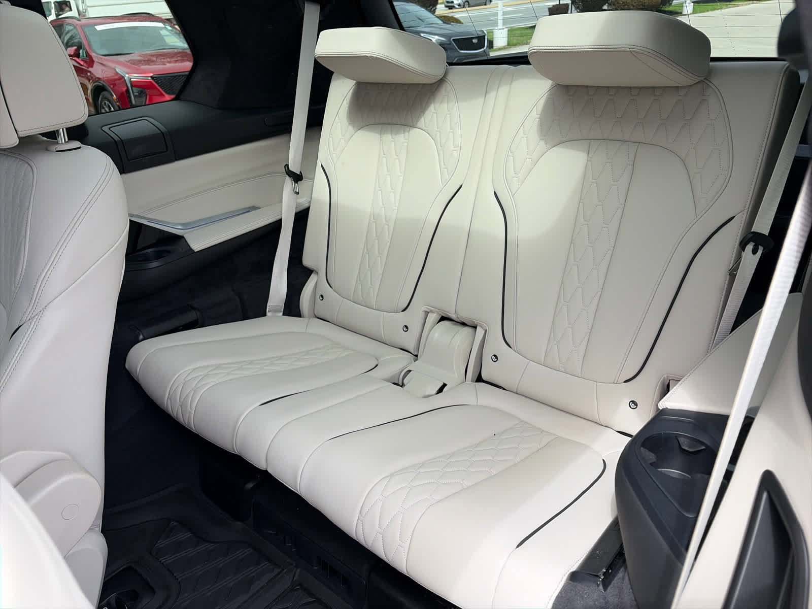 Used 2026 BMW X7 xDrive40i image 9