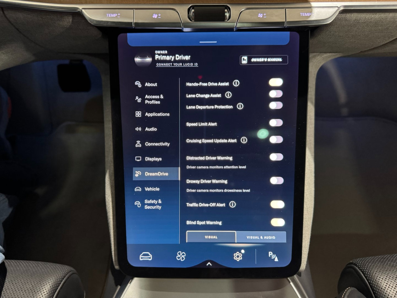 Used 2022 Lucid Air Grand Touring image 48