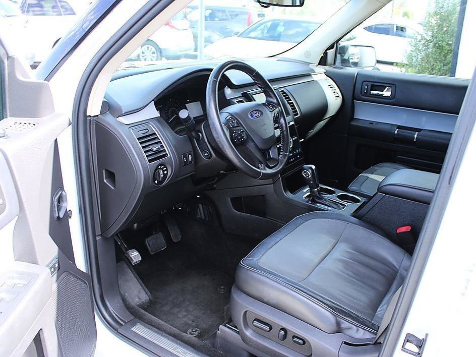 Used 2015 Ford Flex Limited w/ Appearance Package FWD image 13