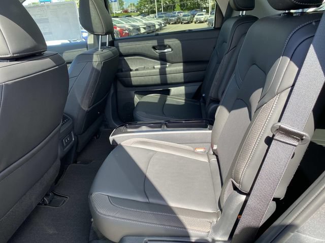 New 2026 Nissan Pathfinder SL w/ SL Premium Package AWD/4WD image 8