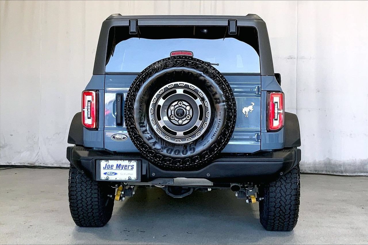 Used 2025 Ford Bronco Badlands AWD/4WD image 3