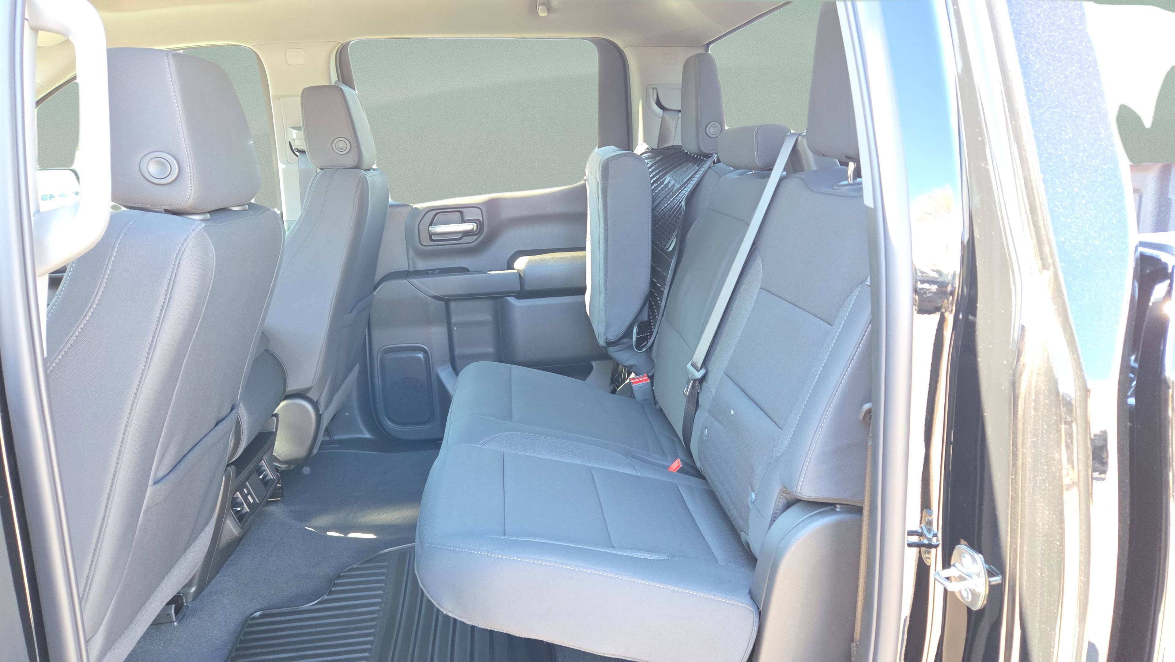 New 2026 Chevrolet Silverado 1500 Custom Trail Boss w/ Dark Appearance Package image 12