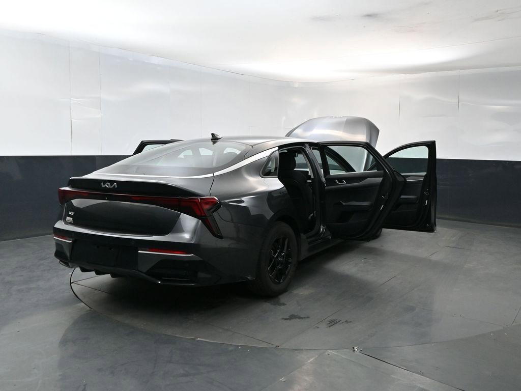 Used 2025 Kia K5 LXS FWD image 29