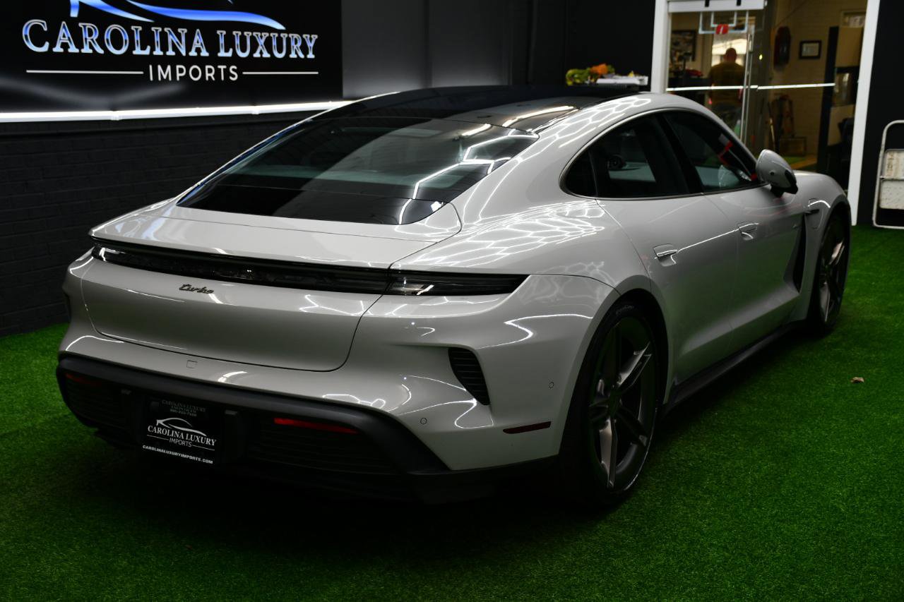 Used 2025 Porsche Taycan Turbo image 4