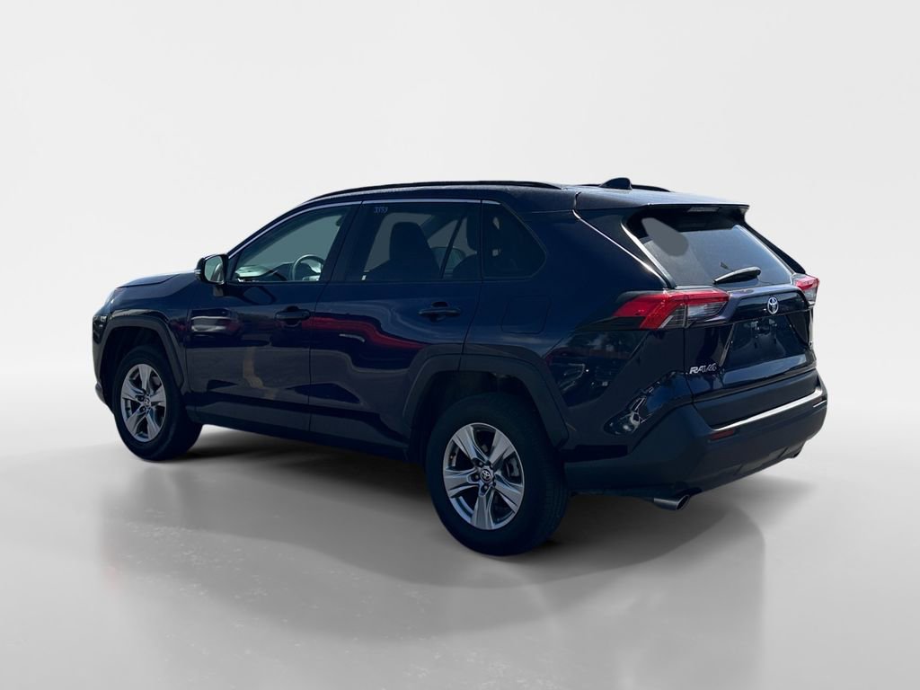Used 2024 Toyota RAV4 XLE FWD image 3