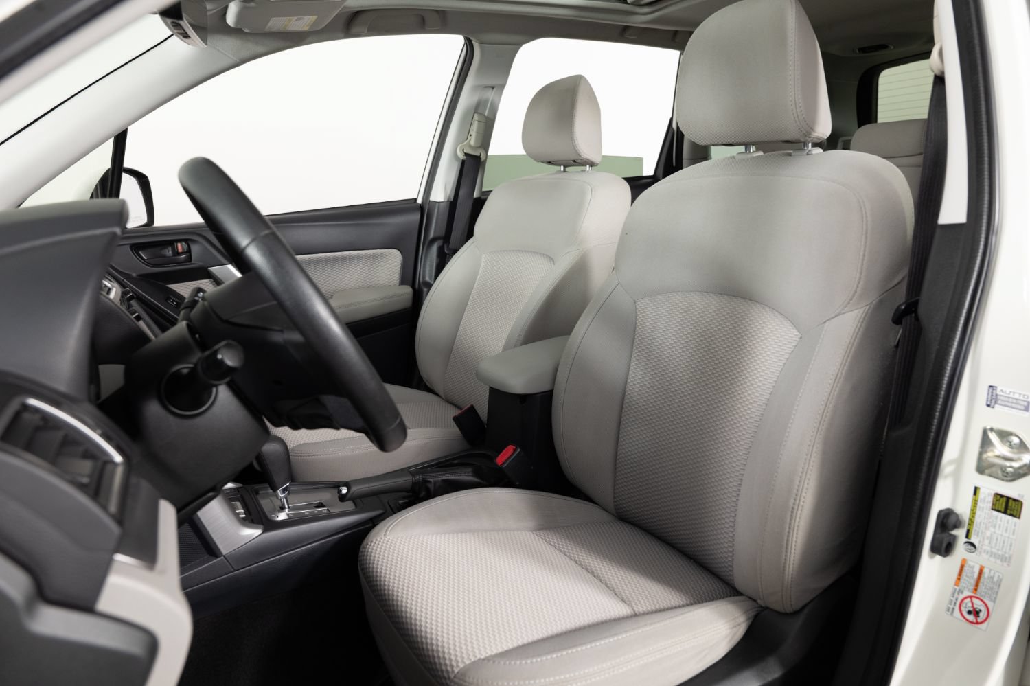 Used 2017 Subaru Forester 2.5i Premium AWD/4WD image 16