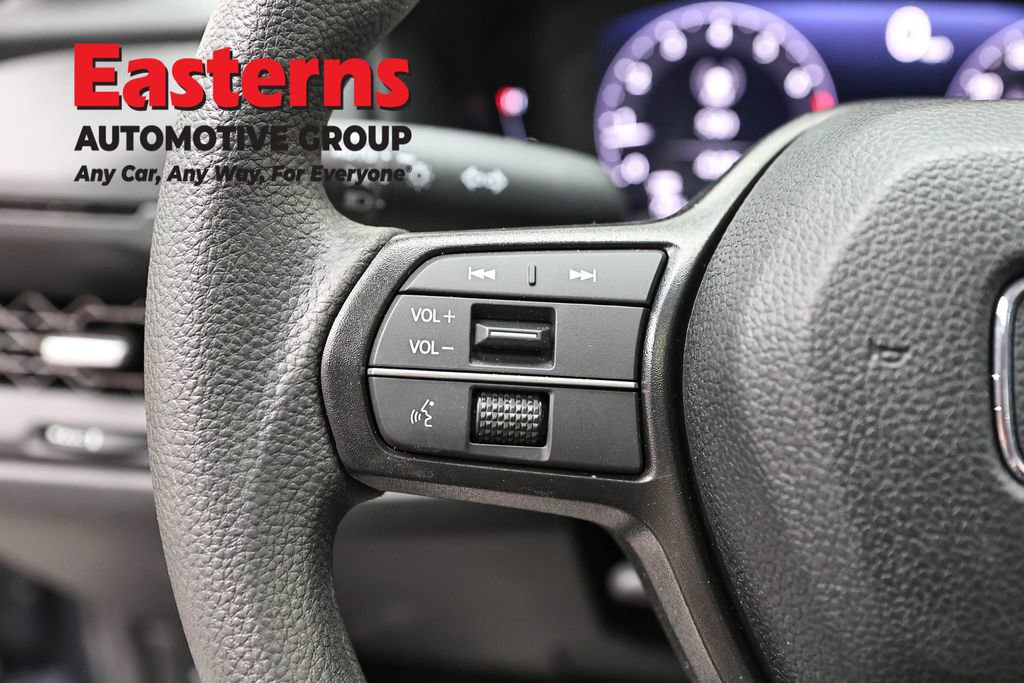 Used 2025 Honda Accord SE image 15