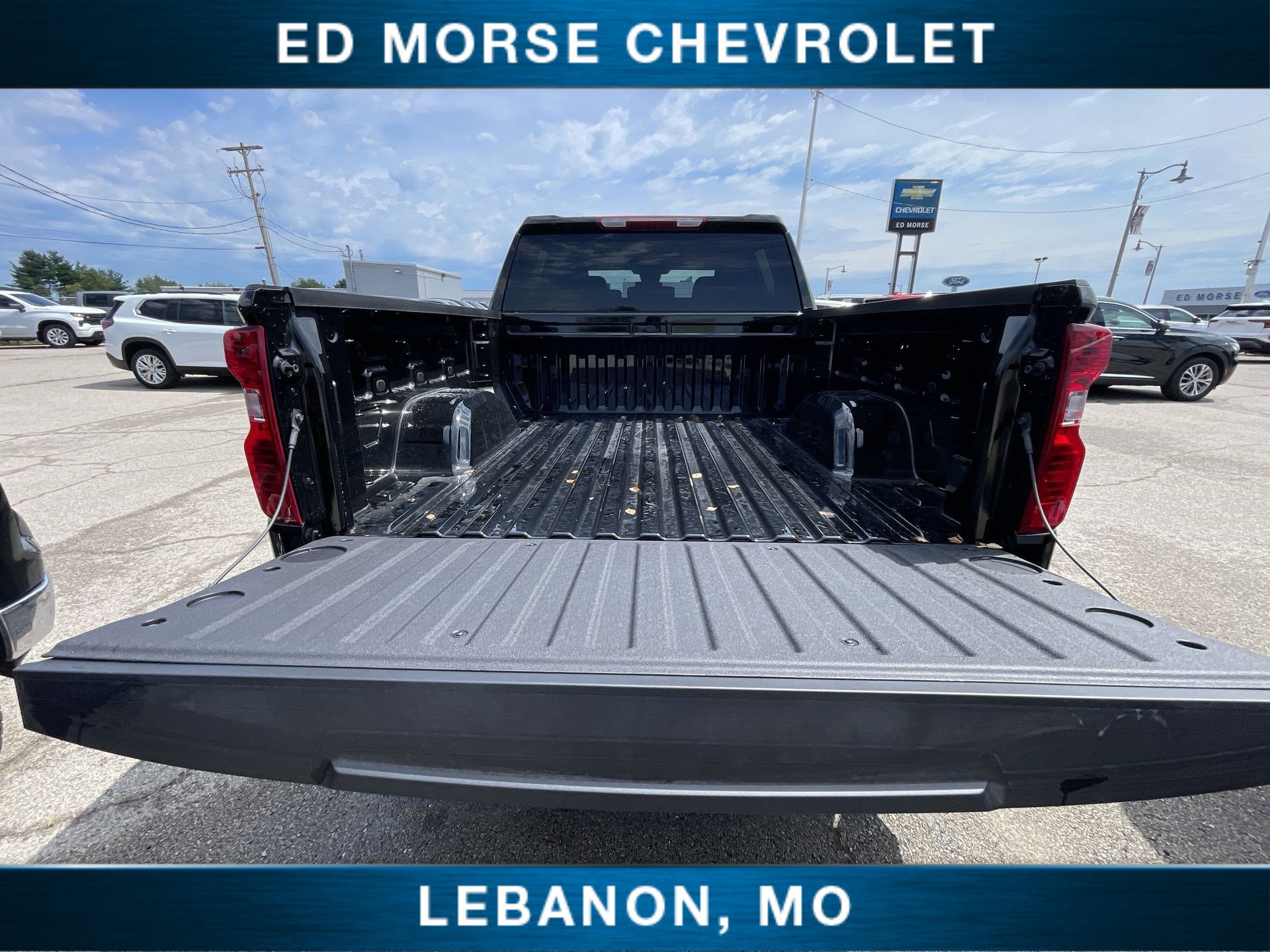 New 2026 Chevrolet Silverado 1500 Custom AWD/4WD image 23