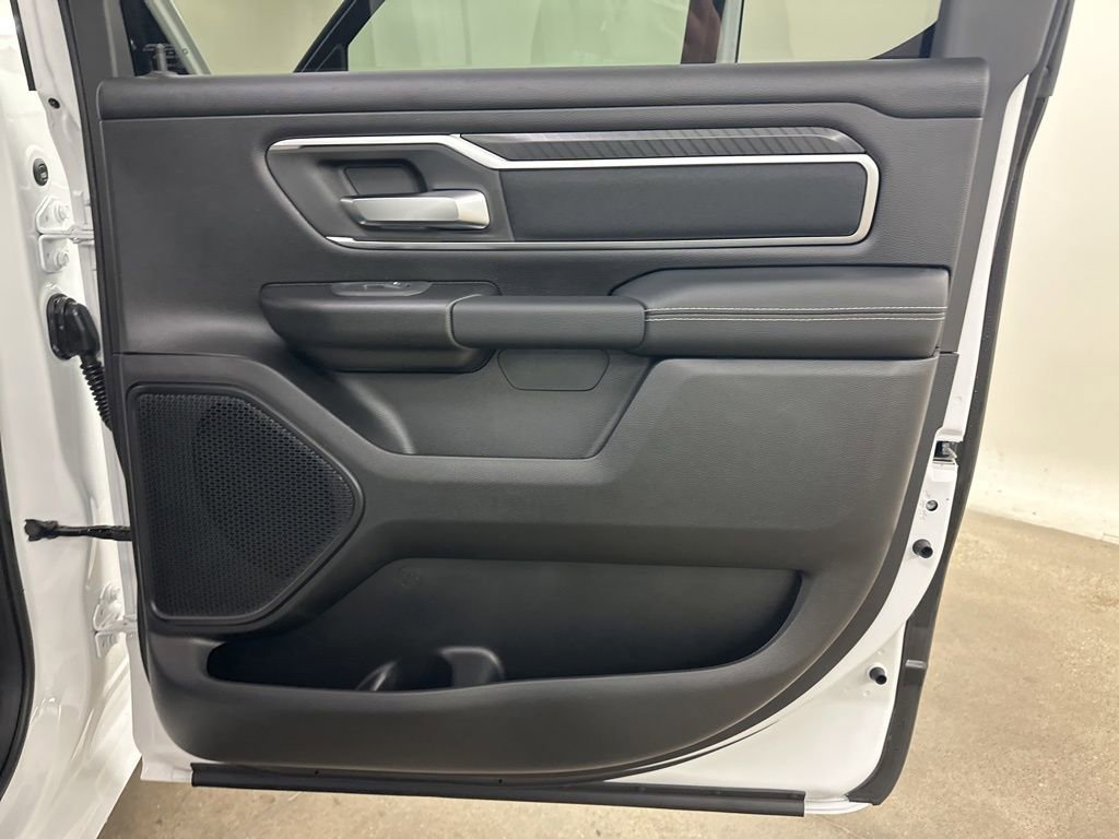 New 2026 RAM 1500 4x4 Crew Cab image 20