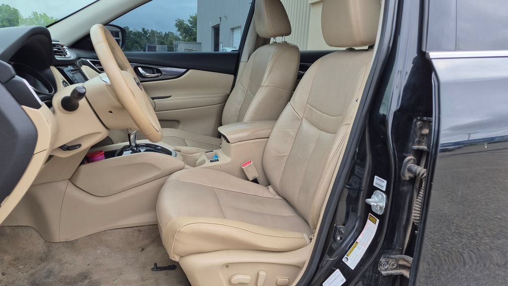 Used 2015 Nissan Rogue SL w/ SL Premium Package AWD/4WD image 10